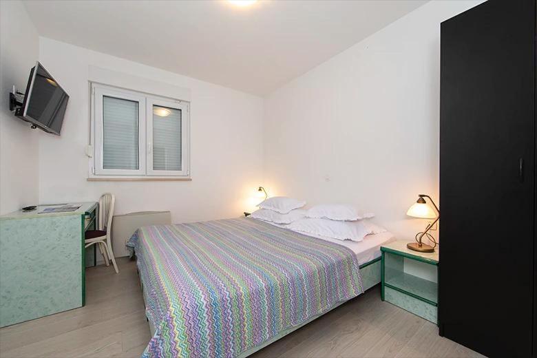 Apartments Irena Тучепи Экстерьер фото