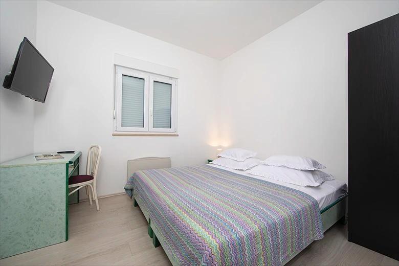 Apartments Irena Тучепи Экстерьер фото