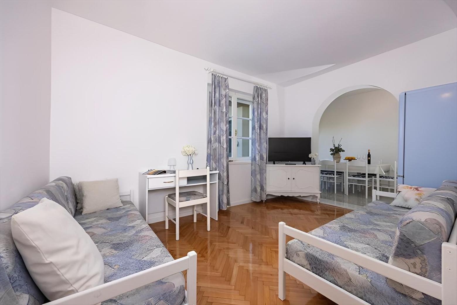 Apartments Irena Тучепи Экстерьер фото