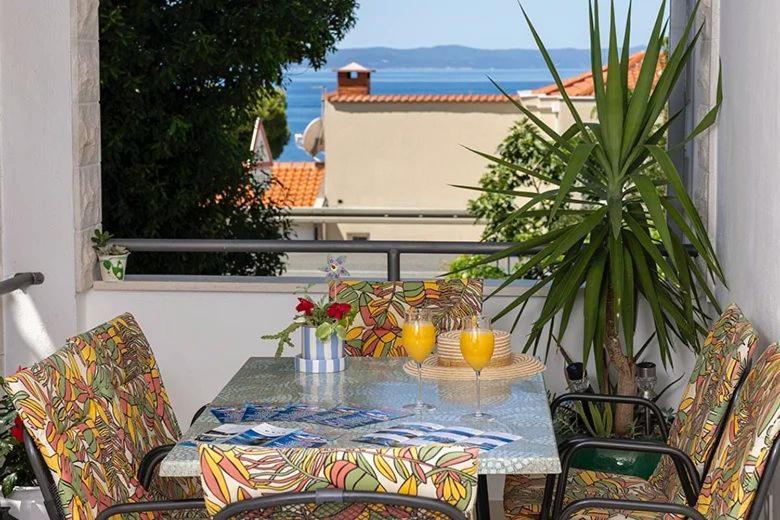 Apartments Irena Тучепи Экстерьер фото