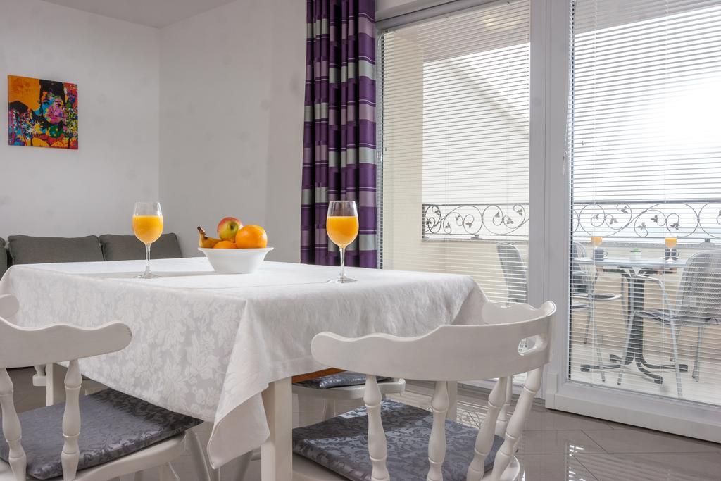 Apartments Irena Тучепи Экстерьер фото