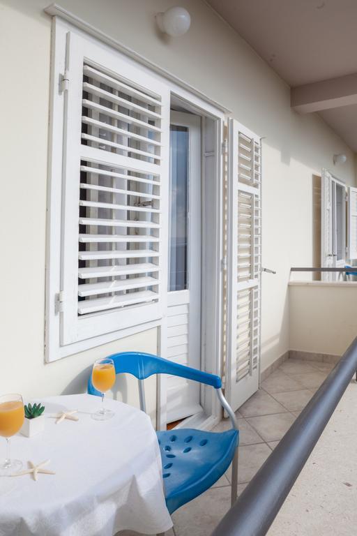 Apartments Irena Тучепи Экстерьер фото